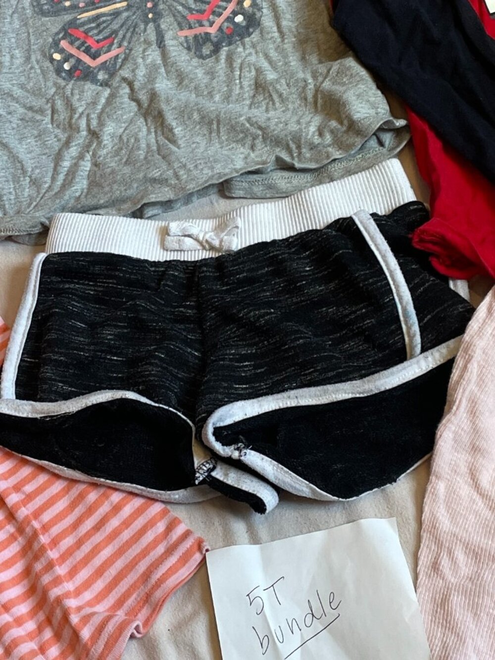 Girls 5T Clothing Bundle - Picture 6 of 7